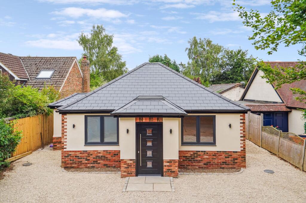 Main image of property: Woodview, Greenlands Lane, Prestwood HP16 9QU