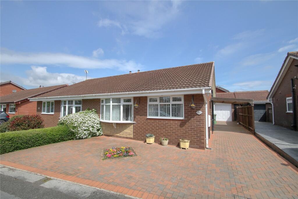 2 bedroom bungalow for sale in Otter Way, Ingleby Barwick, TS17