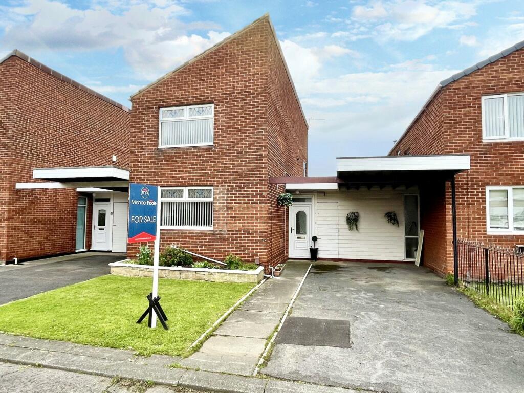 3 bedroom terraced house for sale in Epping Close, Thornaby, TS17