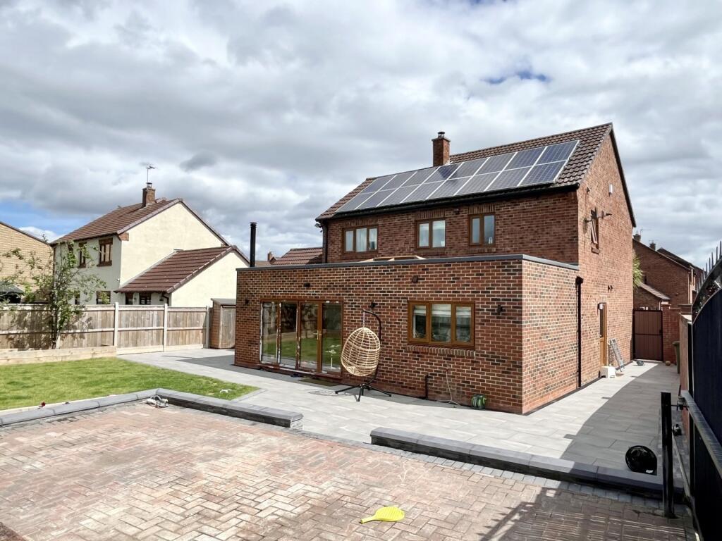 Main image of property: Barwick Close, Ingleby Barwick