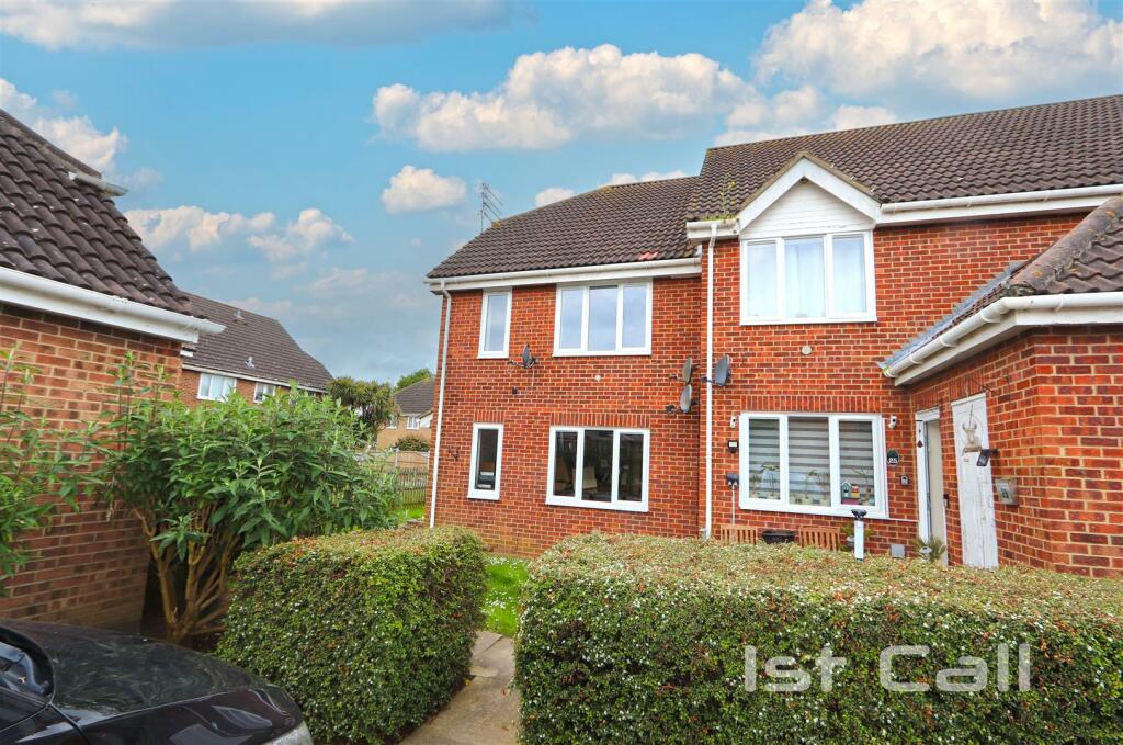 1 bedroom flat for sale in Datchet Drive, Shoeburyness, SouthendOnSea