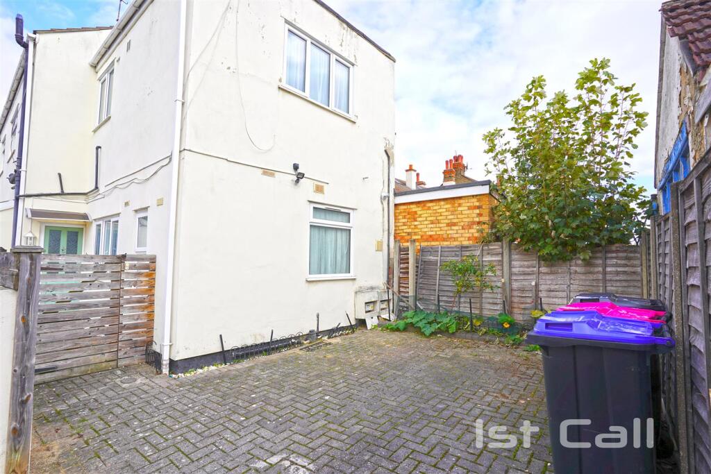 Main image of property: Brightwell Avenue, Westcliff-On-Sea