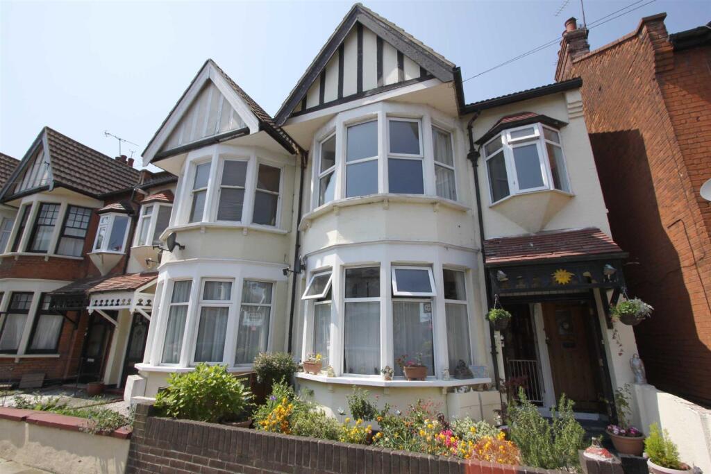 Main image of property: Fleetwood Avenue, Westcliff On Sea