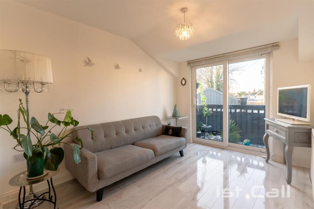 Main image of property: The Broadway, Thorpe Bay