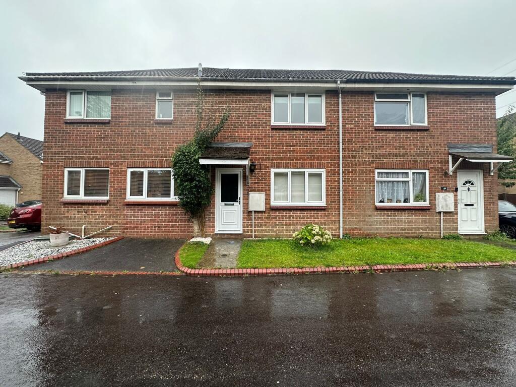 Main image of property: Chaffinch Way  Fareham  UNFURNISHED
