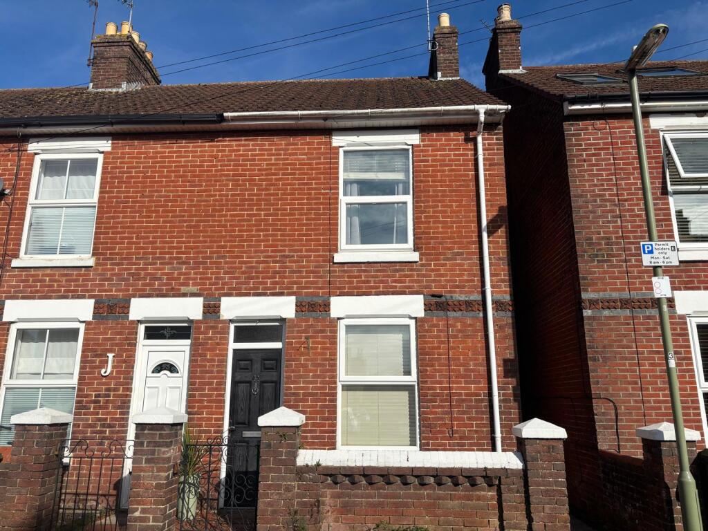 Main image of property: Fareham   New Road   UNFURNISHED