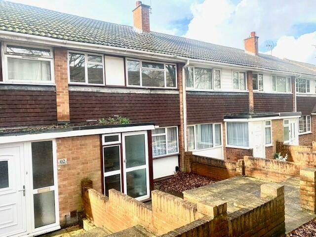 3 bedroom terraced house for rent in Lordswood, Southampton, SO16