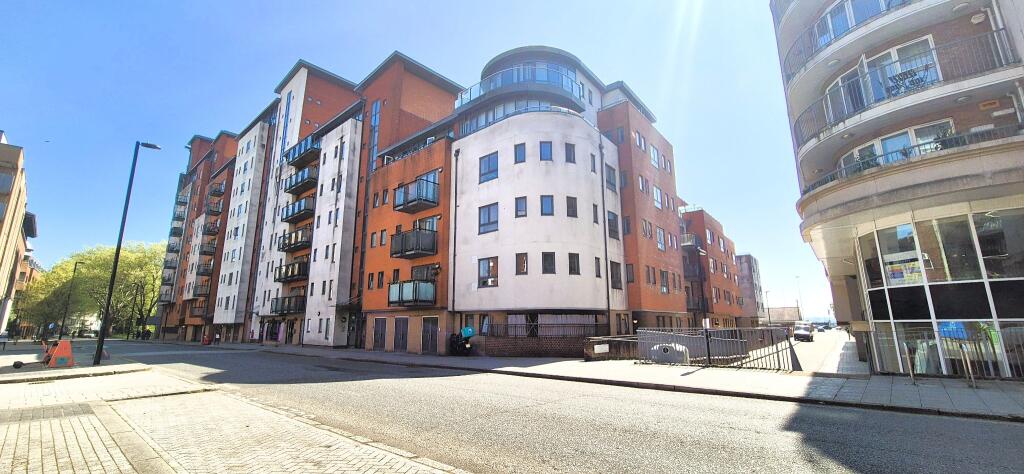 Main image of property: TOWN CENTRE, SOUTHAMPTON
