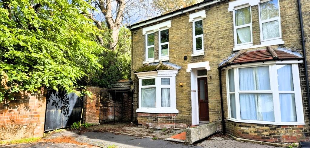 Main image of property: FITZHUGH PLACE, SOUTHAMPTON