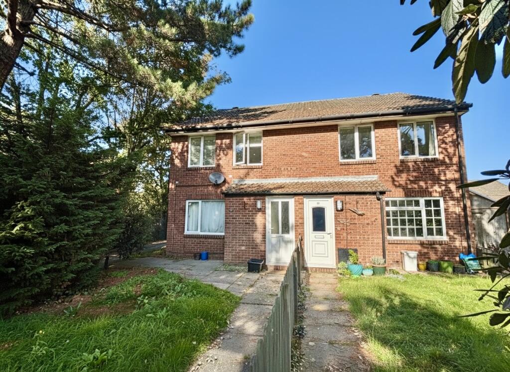 Main image of property: BEMBRIDGE, NETLEY ABBEY