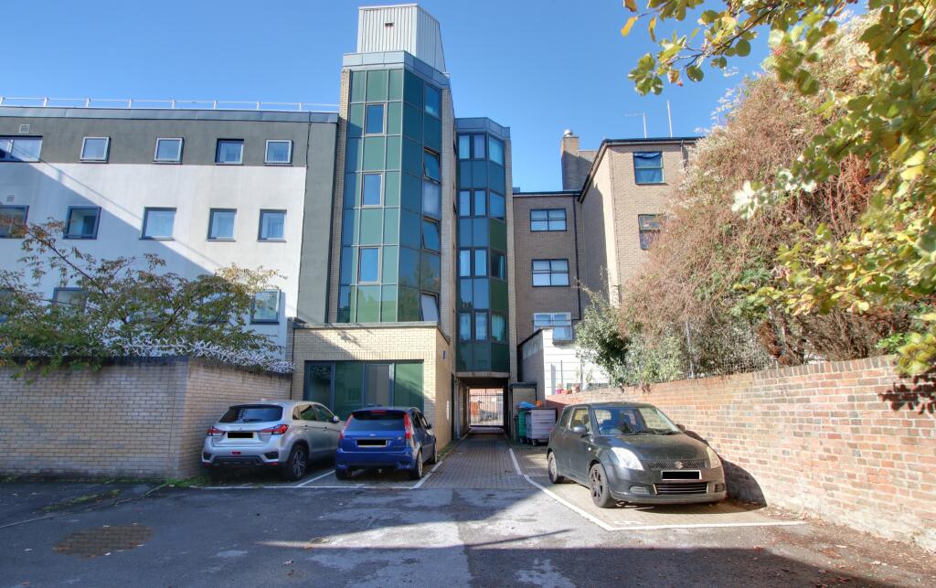 Main image of property: BEDFORD PLACE, SO15