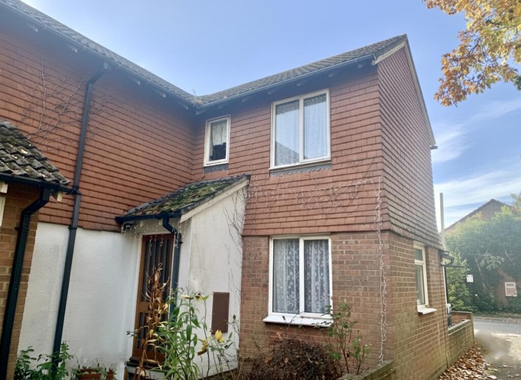 Main image of property: BANISTER PARK, SO15