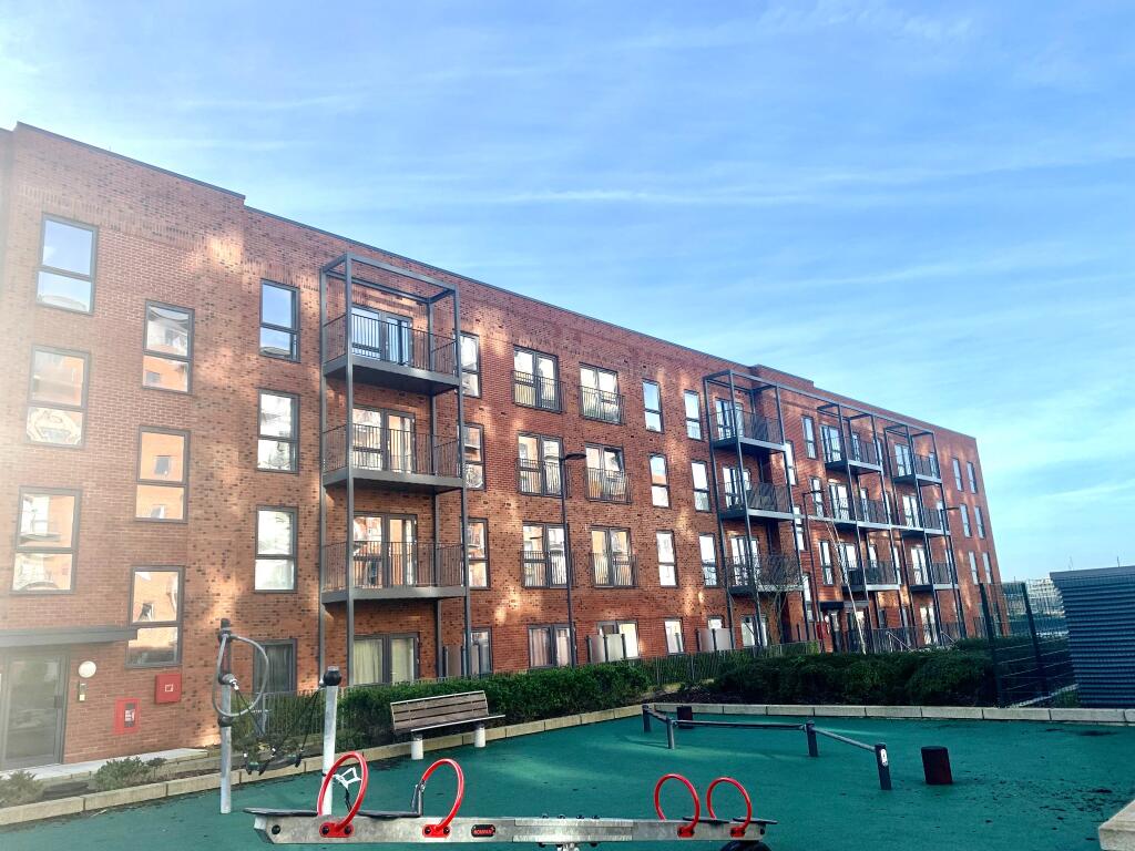 Main image of property: CENTENARY QUAY, SO19