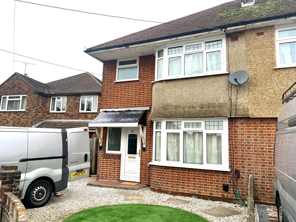 Main image of property: MUNRO CRESCENT, S015