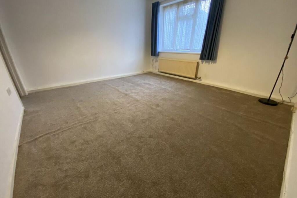 Additional property image - Townfield Gardens, Bebington, CH63 5RN