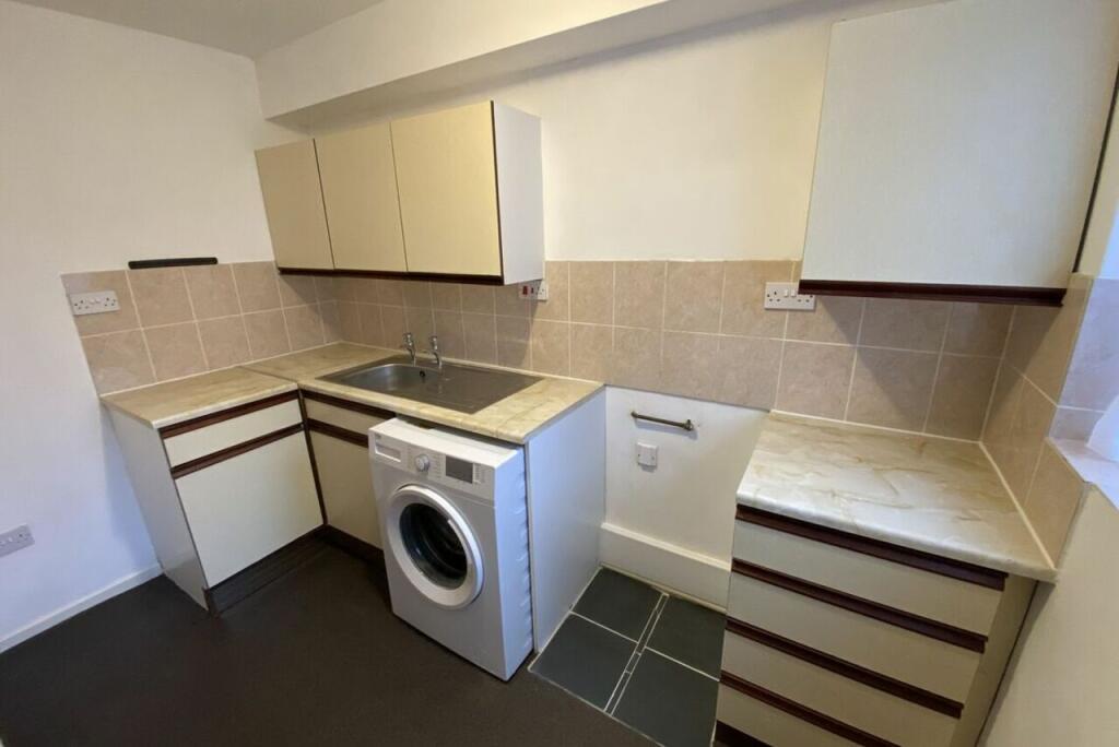 Additional property image - Townfield Gardens, Bebington, CH63 5RN