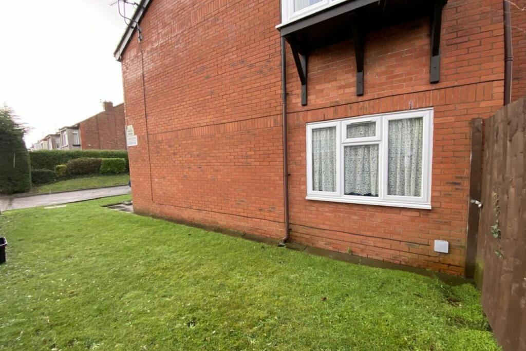 Additional property image - Townfield Gardens, Bebington, CH63 5RN