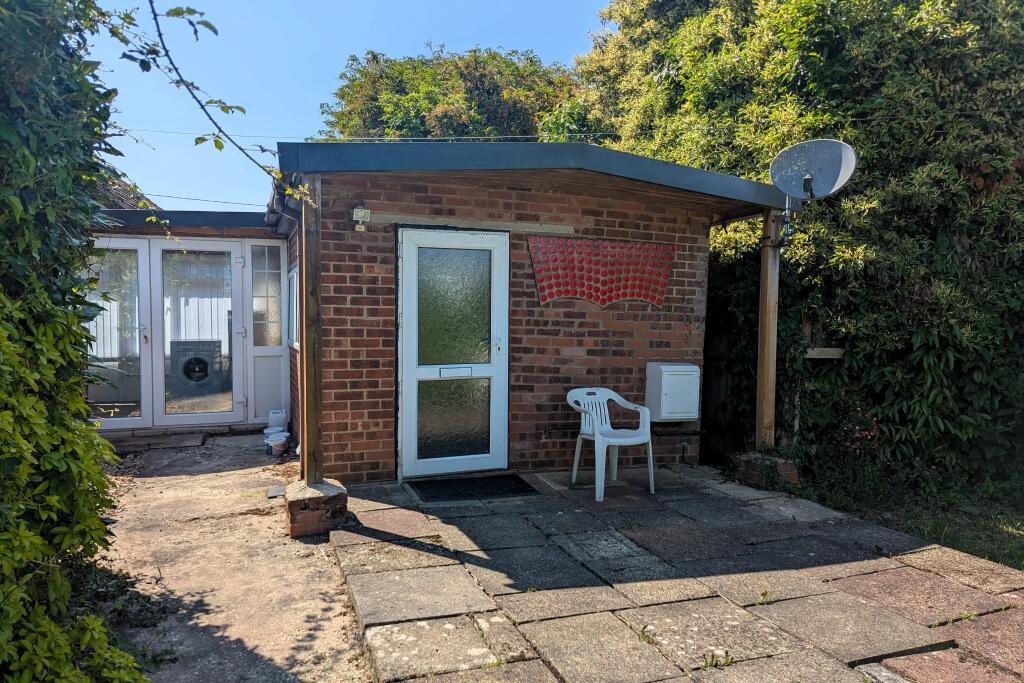 Main image of property: West Wellow   Plantation Road   PART FURNISHED