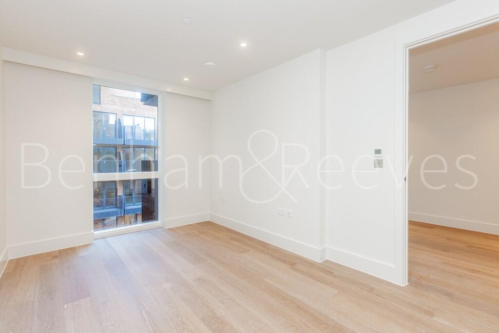 Main image of property: West End Lane, West Hampstead, NW6