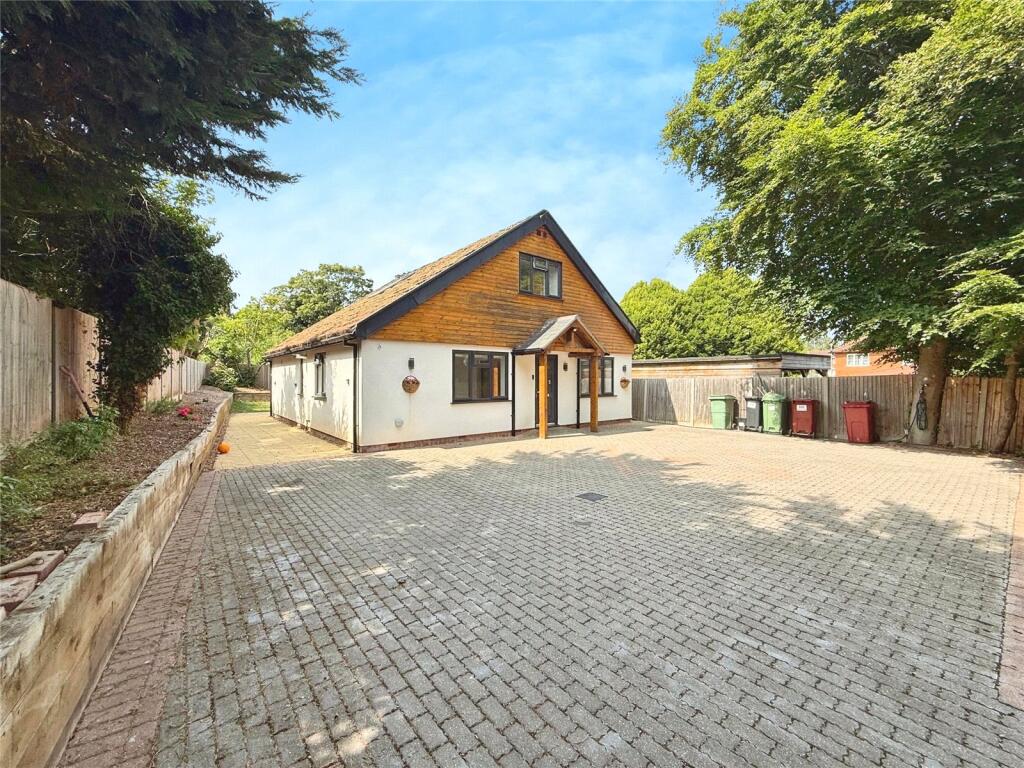 Main image of property: Kentwood Hill, Tilehurst, Reading, RG31
