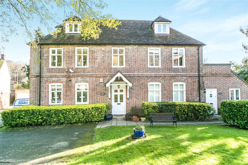 Main image of property: Kentwood House, Tilehurst, Reading, RG31