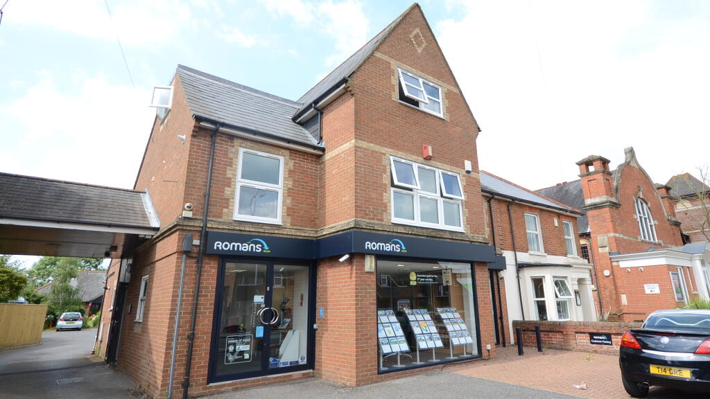 Main image of property: School Road, Tilehurst, Reading, RG31