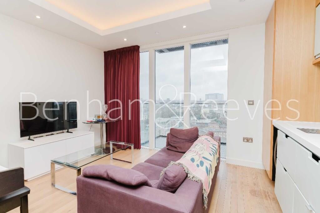 Main image of property: Cobblestone Square, 21 Wapping Lane, London, E1W