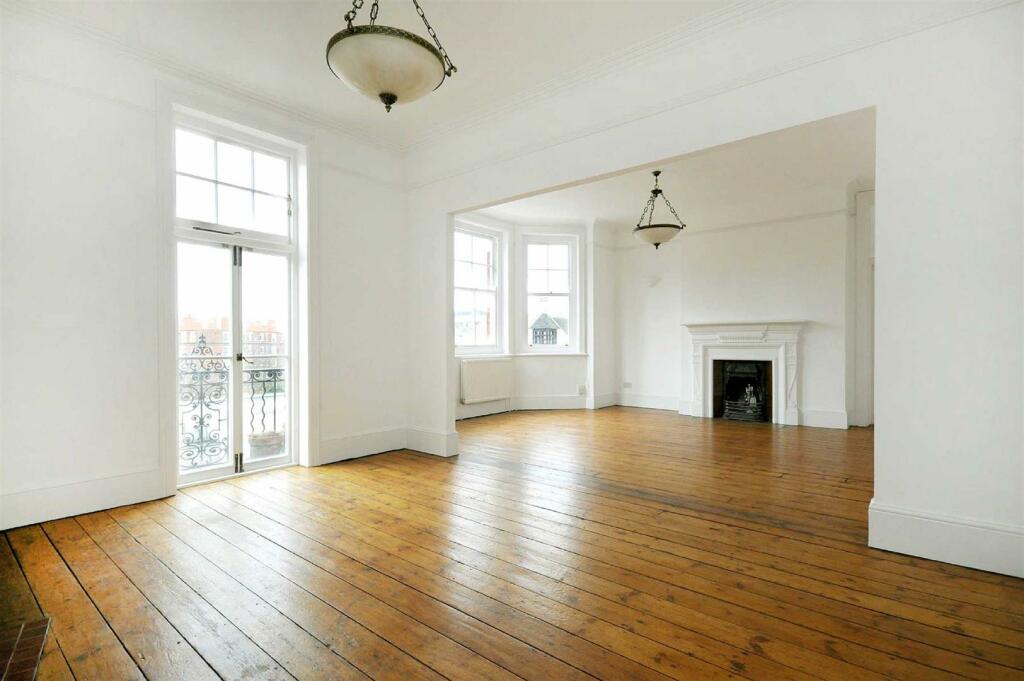 Main image of property: Glyn Mansions, Hammersmith Road, London, W14