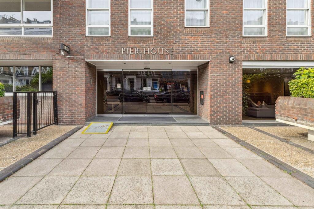 Main image of property: Pier House, Cheyne Walk, London, SW3