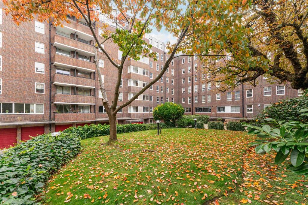 Main image of property: Pier House, Cheyne Walk, London, SW3