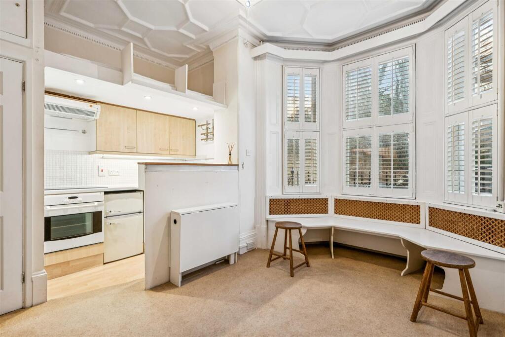 Main image of property: Airlie Gardens, London, W8