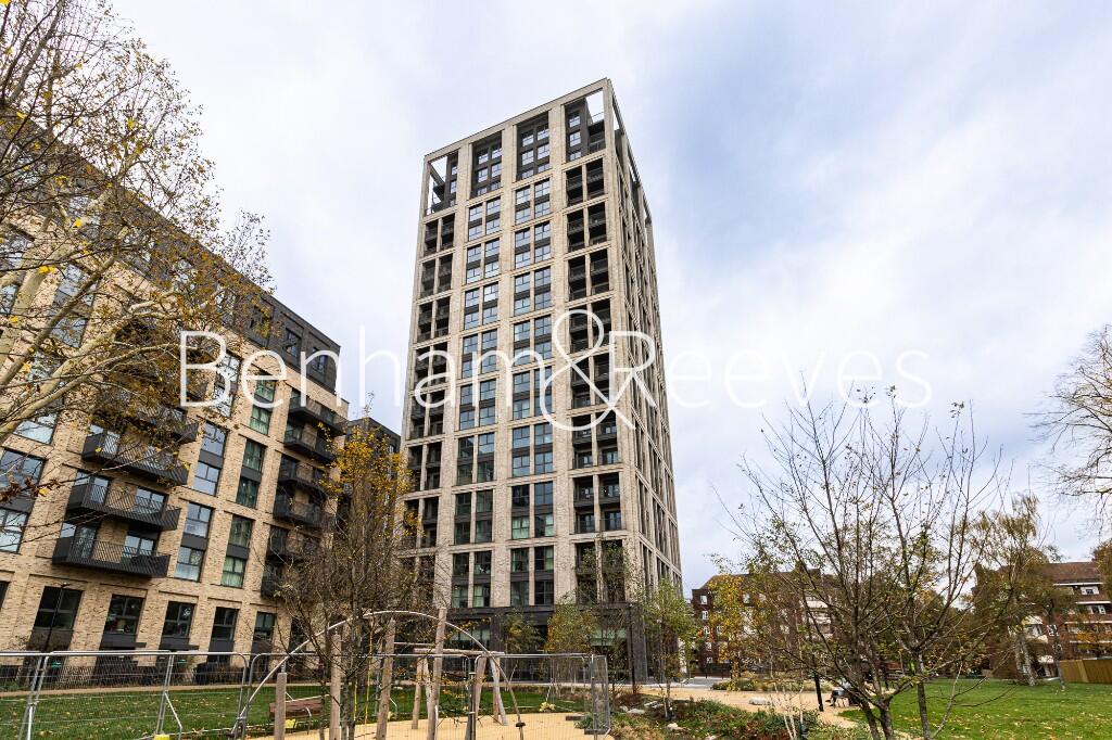 Main image of property: Emperor Point, Woodberry Down Development, N4 