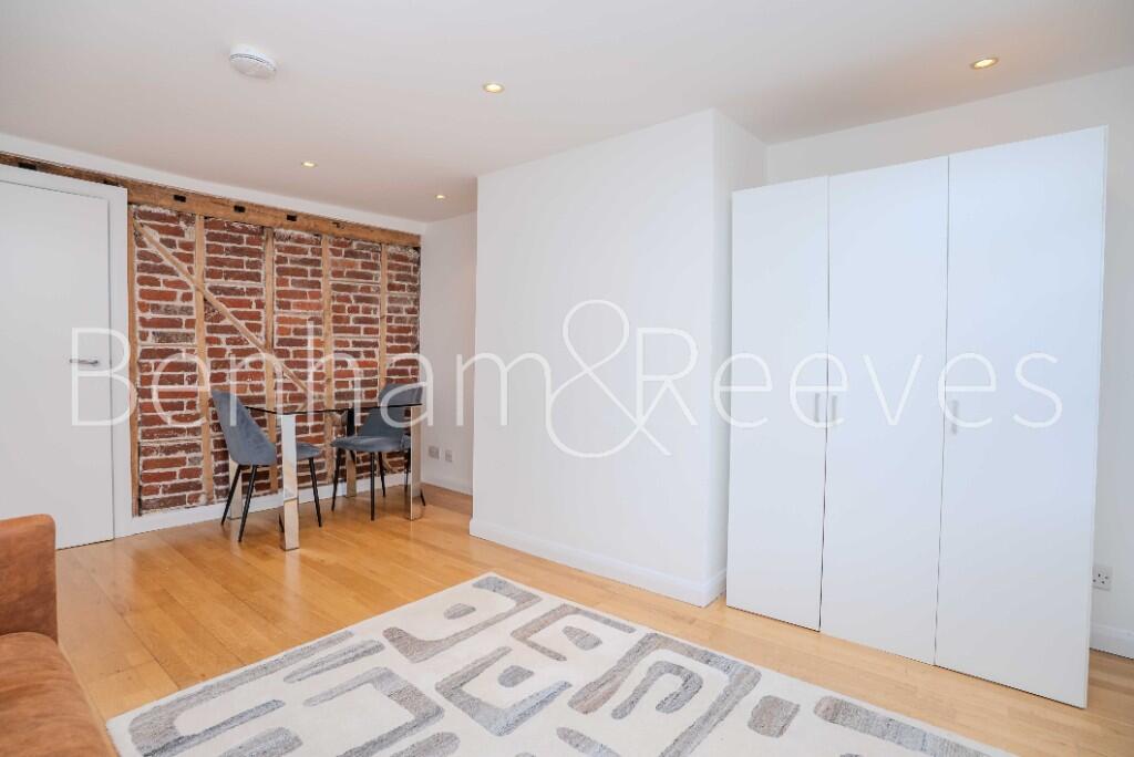 Main image of property: Highgate High Street, Highgate Village, N6