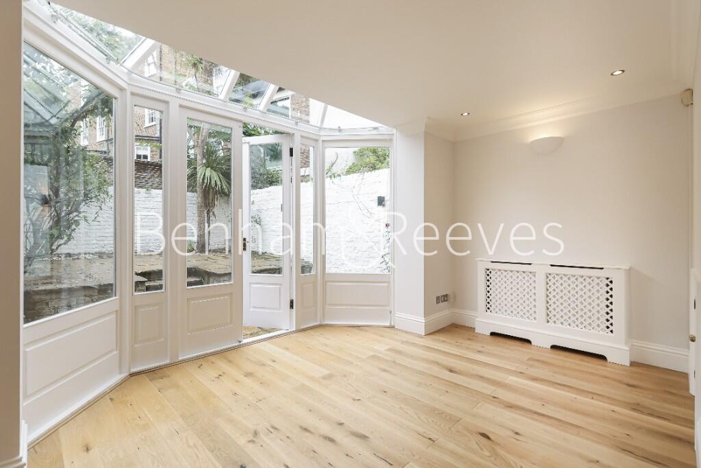 Main image of property: Bourne Street, London, SW1W