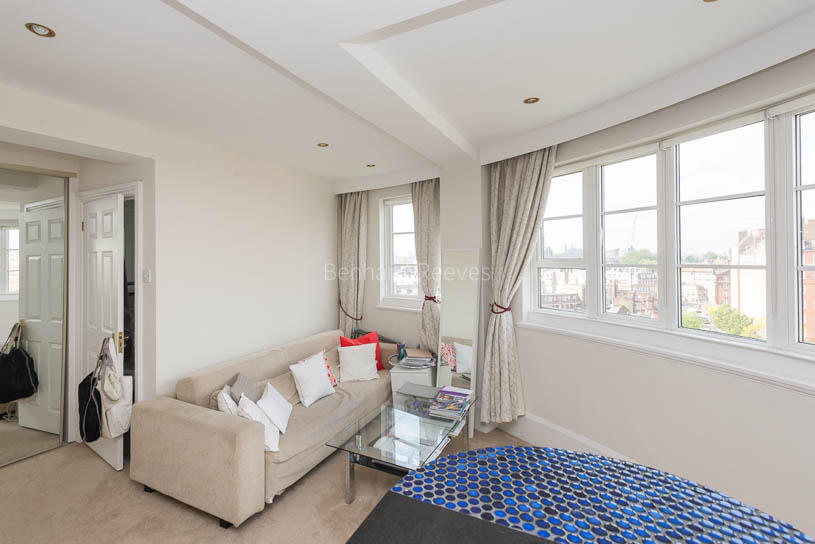 Main image of property: Sloane Avenue Mansions, Sloane Avenue, Chelsea, SW3