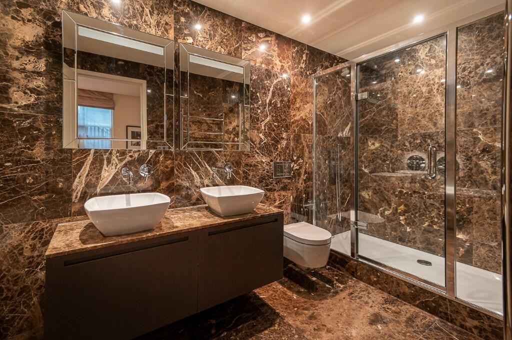 1 bedroom flat for rent in Lancaster Gate, Hyde Park, W2