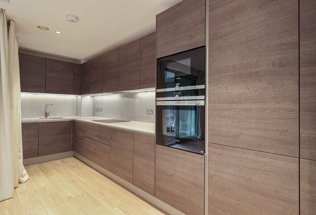 Main image of property: Onyx Apartments, Camley Street, Kings Cross, N1C