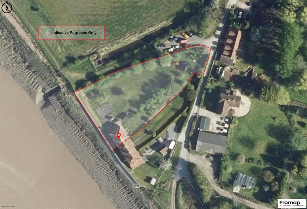 5 bedroom end of terrace house for sale in River Road, Pawlett, TA6