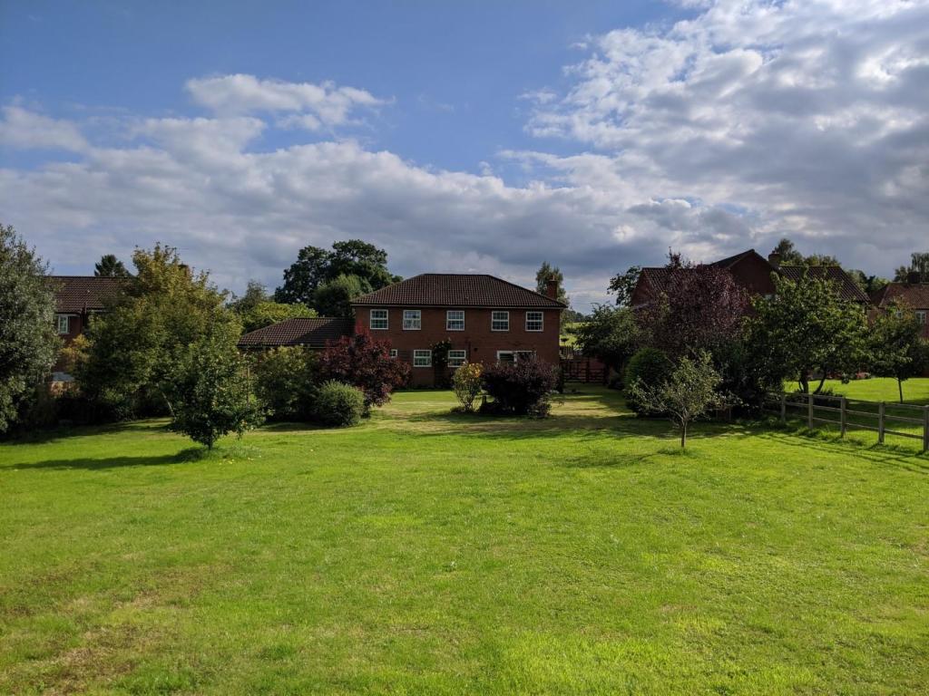 4 bedroom detached house for sale in Enmore, Bridgwater, TA5