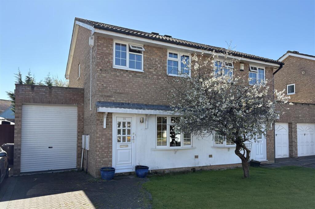 Main image of property: Sandpiper Road, Blakespool, Bridgwater