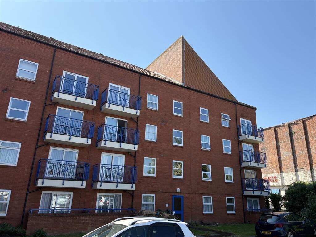 Main image of property: Waverley Wharf, Bridgwater