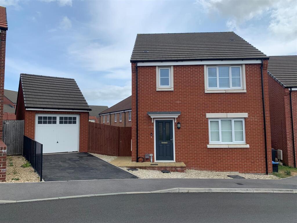 Main image of property: Red Deer Gardens, Bridgwater