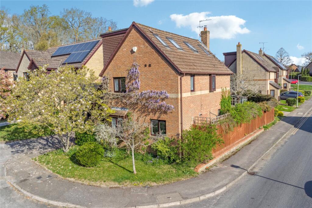 Main image of property: Broad Hinton, Twyford, Berkshire, RG10