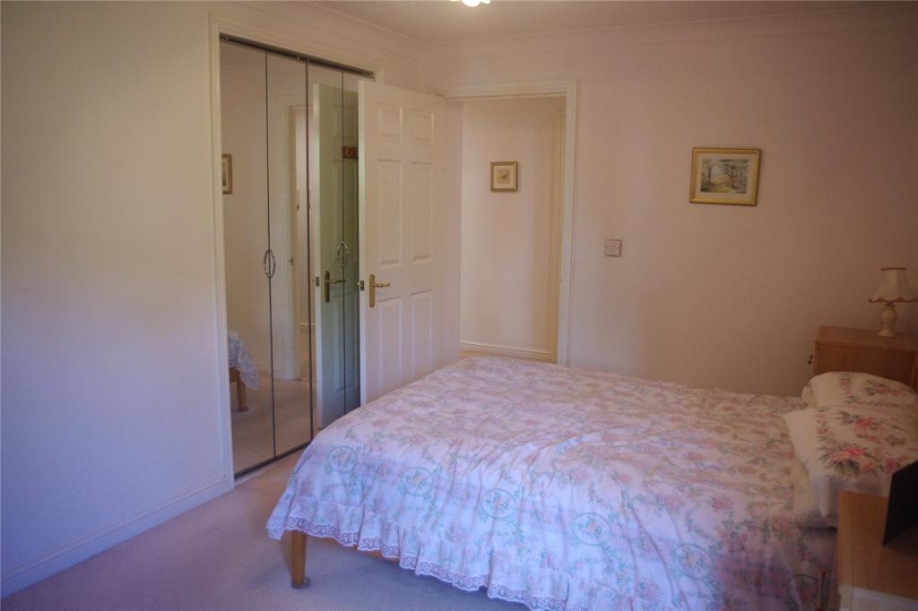 1 bedroom apartment for sale in Peelers Court, St Andrews Road