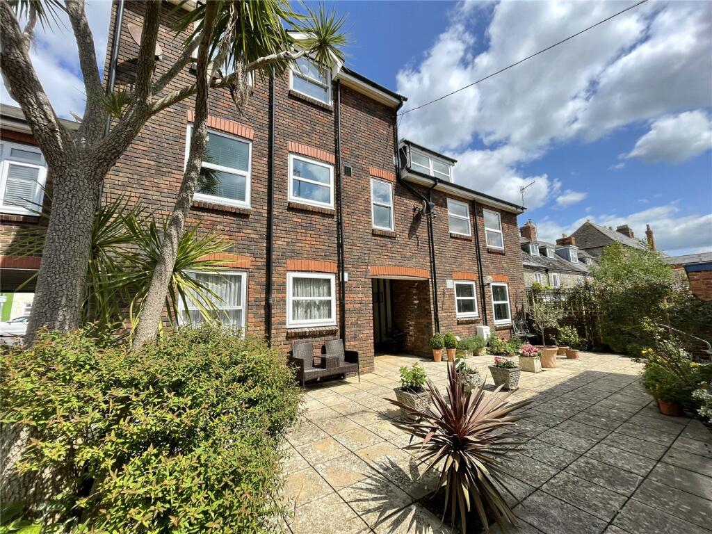 3 bedroom apartment for sale in Norfolk Court, East Street, Bridport