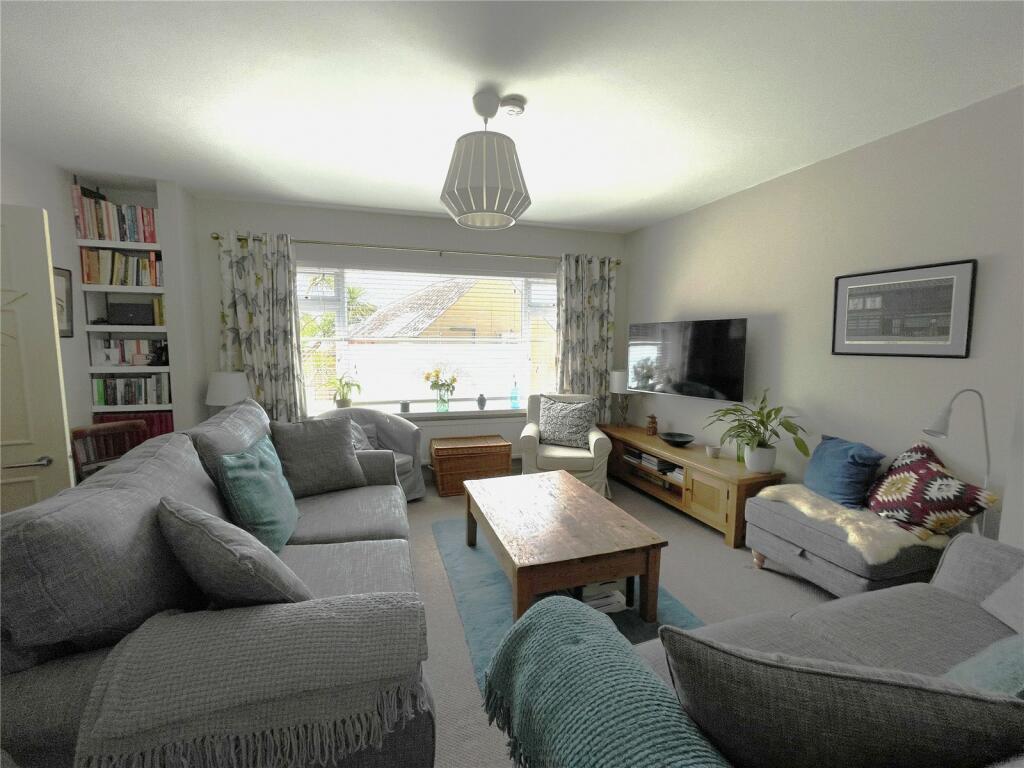 3 bedroom apartment for sale in Norfolk Court, East Street, Bridport
