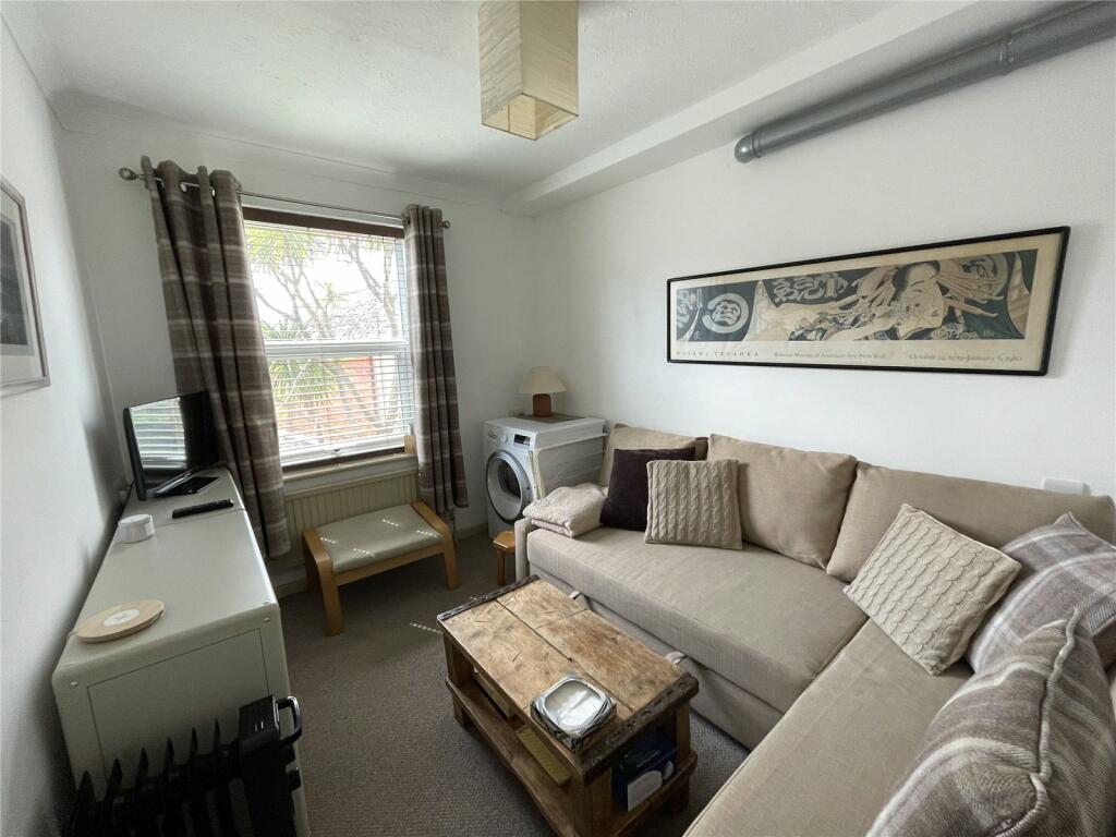 3 bedroom apartment for sale in Norfolk Court, East Street, Bridport