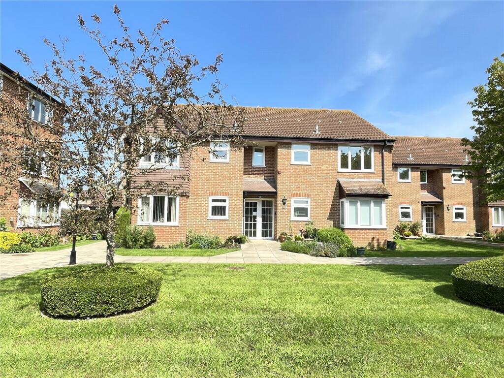 2 bedroom apartment for sale in Meadow Court, Bridport, DT6