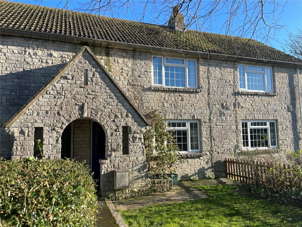 Main image of property: South Annings, Burton Bradstock, Bridport, Dorset, DT6