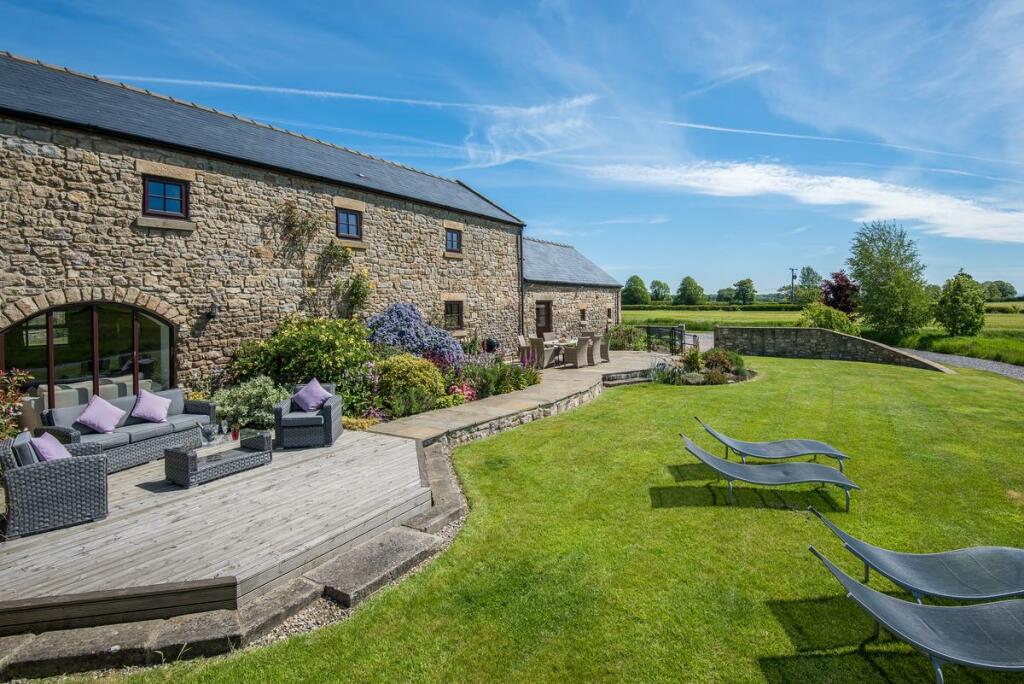 4 bedroom country house for sale in Mill Granary, Ingleton, Darlington, DL2